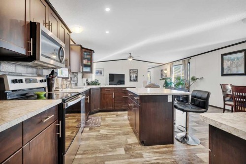116 41310 Range, Rural Lacombe County, AB - Indoor Photo Showing Kitchen