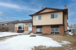 4708 55 Street  Killam, AB T0B 2L0