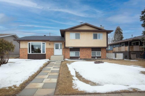 4708 55 Street, Killam, AB - Outdoor With Facade