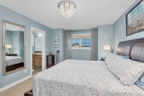 5 Heritage Drive, Penhold, AB - Indoor Photo Showing Bedroom