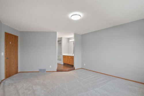 87 Denison Crescent, Red Deer, AB - Indoor Photo Showing Other Room