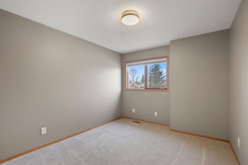 87 Denison Crescent, Red Deer, AB - Indoor Photo Showing Other Room