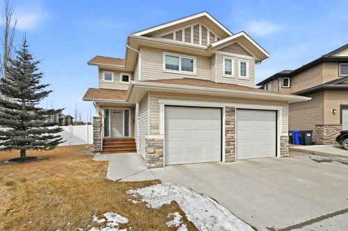 122 Sutherland Close  Red Deer, AB T4R 0L5