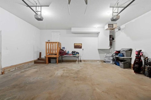 122 Sutherland Close, Red Deer, AB - Indoor Photo Showing Garage