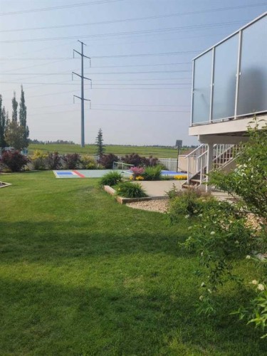122 Sutherland Close, Red Deer, AB - Outdoor
