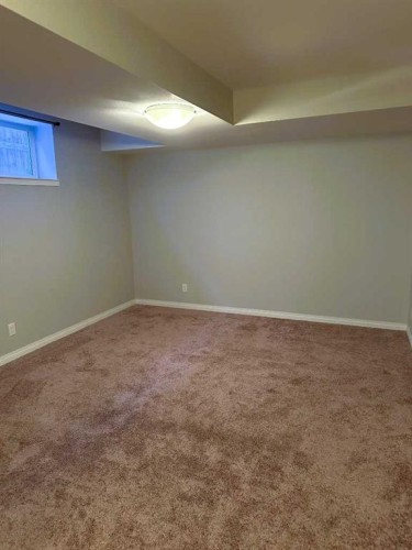 3402 49 Avenue, Red Deer, AB - Indoor