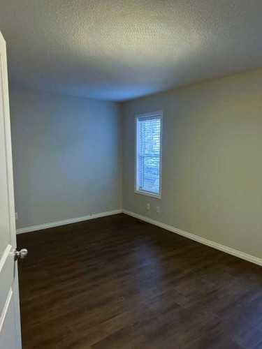 3402 49 Avenue, Red Deer, AB - Indoor Photo Showing Other Room