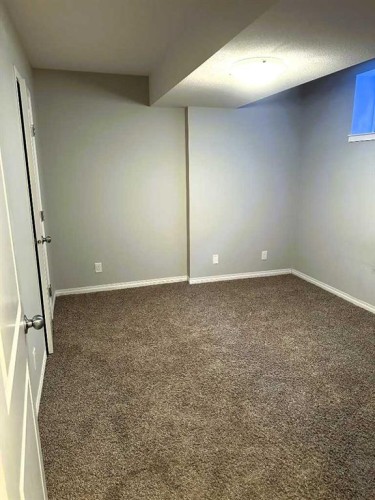 3402 49 Avenue, Red Deer, AB - Indoor Photo Showing Other Room