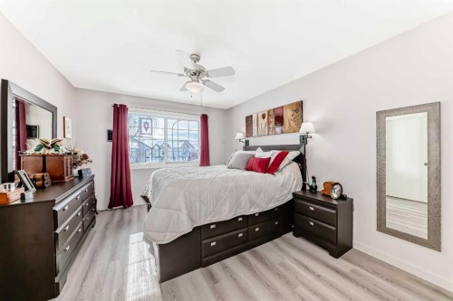 232 Deschner Close, Red Deer, AB - Indoor Photo Showing Bedroom