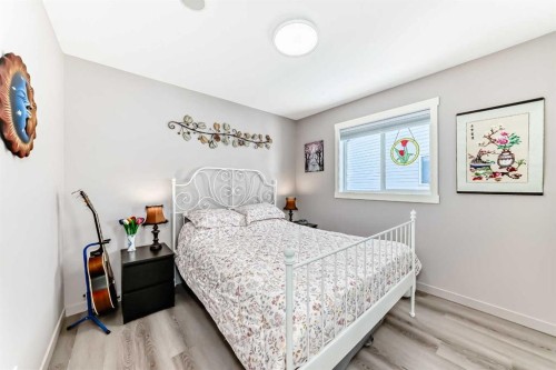 232 Deschner Close, Red Deer, AB - Indoor Photo Showing Bedroom