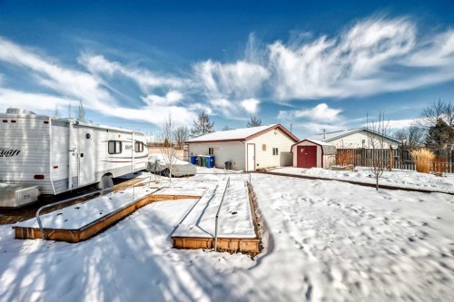 232 Deschner Close, Red Deer, AB - Outdoor