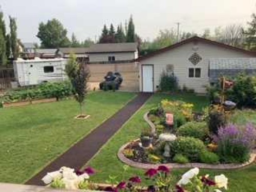 232 Deschner Close, Red Deer, AB - Outdoor