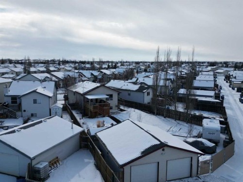 232 Deschner Close, Red Deer, AB - Outdoor