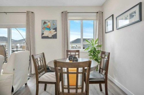 26 Athens Place, Blackfalds, AB - Indoor Photo Showing Dining Room