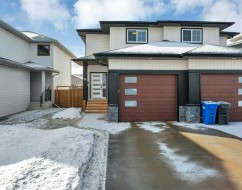 26 Athens Place Blackfalds, AB T4M 0N5