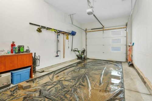 26 Athens Place, Blackfalds, AB - Indoor Photo Showing Garage