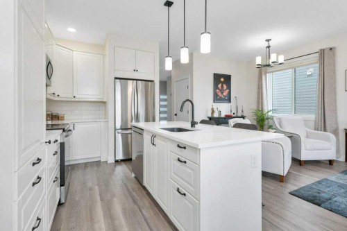 26 Athens Place, Blackfalds, AB - Indoor Photo Showing Kitchen With Stainless Steel Kitchen With Upgraded Kitchen