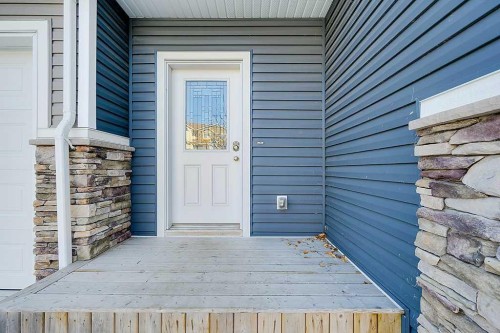 7-5301 Windward Place, Sylvan Lake, AB - Outdoor