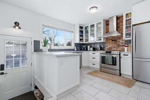 13 Ockley Close, Red Deer, AB - Indoor Photo Showing Kitchen