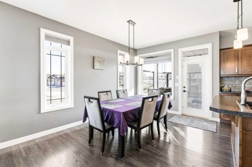 35 Bowman Circle, Sylvan Lake, AB - Indoor Photo Showing Dining Room