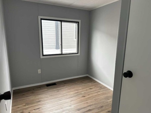 607 Limestone, Nordegg, AB - Indoor Photo Showing Other Room