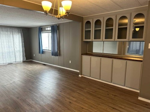 607 Limestone, Nordegg, AB - Indoor Photo Showing Other Room