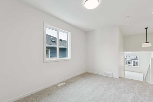 823 Bayview Terrace Sw, Airdrie, AB - Indoor Photo Showing Other Room