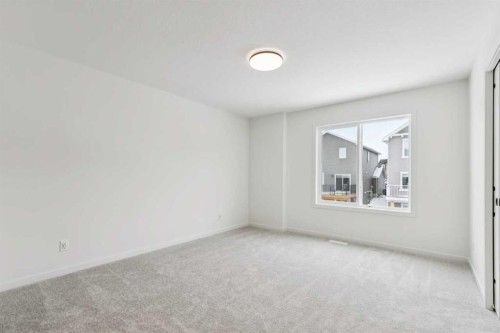 823 Bayview Terrace Sw, Airdrie, AB - Indoor Photo Showing Other Room
