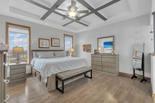 8 Laurel Close, Sylvan Lake, AB - Indoor Photo Showing Bedroom