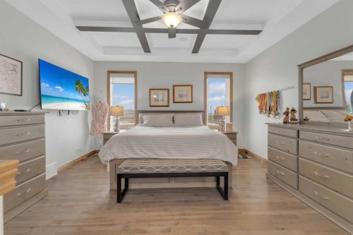 8 Laurel Close, Sylvan Lake, AB - Indoor Photo Showing Bedroom