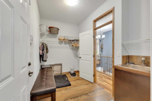 8 Laurel Close, Sylvan Lake, AB - Indoor Photo Showing Other Room