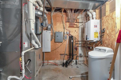 8 Laurel Close, Sylvan Lake, AB - Indoor Photo Showing Basement