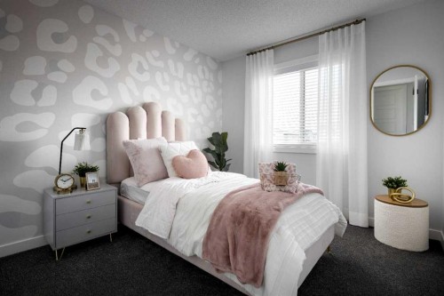 542 Legacy Circle Se, Calgary, AB - Indoor Photo Showing Bedroom