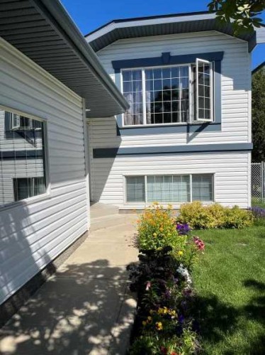 58 Linn Close, Red Deer, AB 