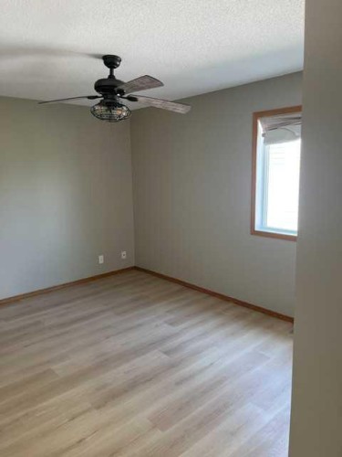 58 Linn Close, Red Deer, AB 