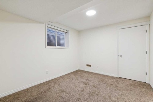 99 Auburn Bay Manor Se, Calgary, AB - Indoor Photo Showing Other Room