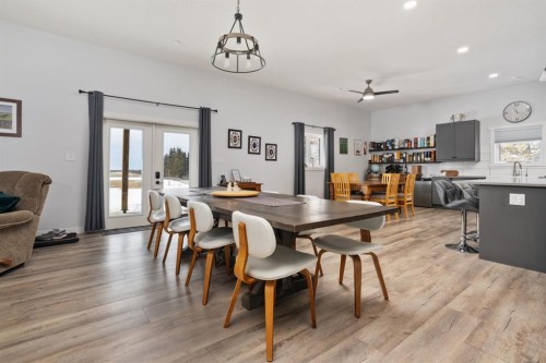 49274 Range Road 225, Rural Leduc County, AB - Indoor Photo Showing Dining Room