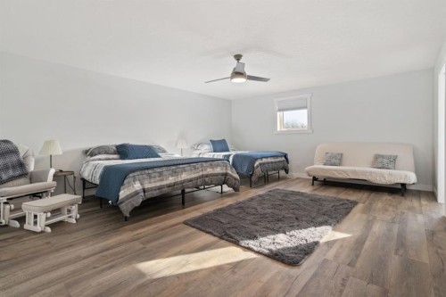 49274 Range Road 225, Rural Leduc County, AB - Indoor Photo Showing Bedroom