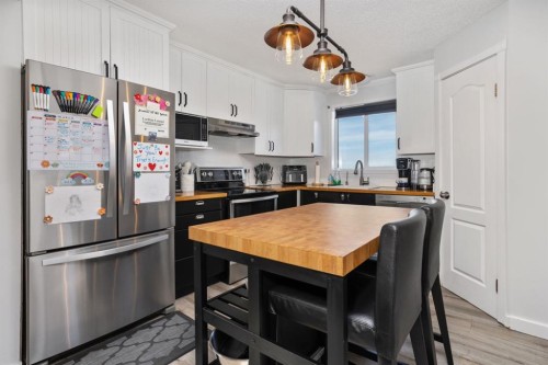 49274 Range Road 225, Rural Leduc County, AB - Indoor Photo Showing Kitchen