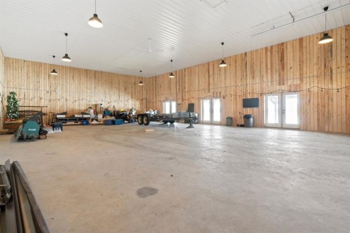 49274 Range Road 225, Rural Leduc County, AB - Indoor Photo Showing Garage