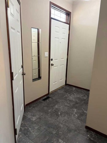 40 Alberts Close, Red Deer, AB - Indoor Photo Showing Other Room