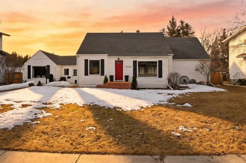 3722 44 Avenue  Red Deer, AB T4N 3H5