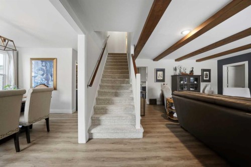 3722 44 Avenue, Red Deer, AB - Indoor Photo Showing Other Room