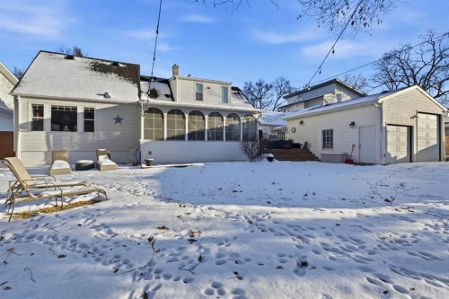 3722 44 Avenue, Red Deer, AB - Outdoor