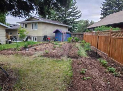 39 Norris Close, Red Deer, AB - Outdoor