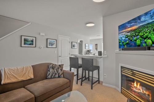 37-33 Donlevy Avenue, Red Deer, AB - Indoor Photo Showing Living Room With Fireplace