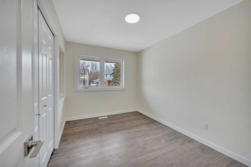 27 Gregson Crescent, Red Deer, AB - Indoor Photo Showing Other Room