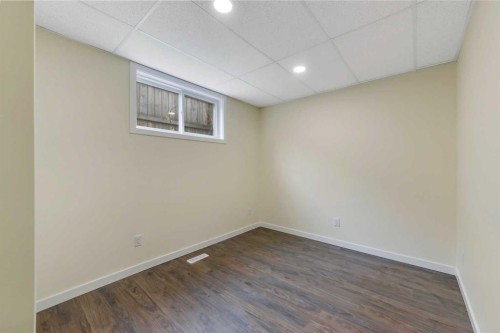 27 Gregson Crescent, Red Deer, AB - Indoor Photo Showing Other Room