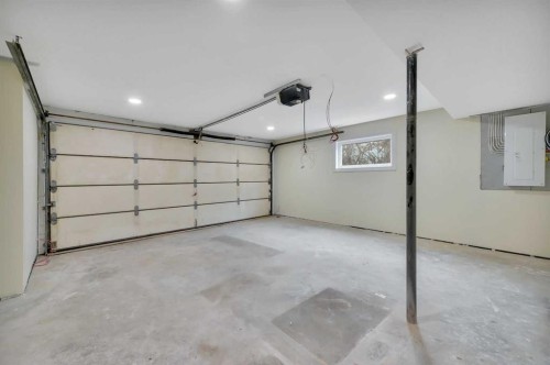 27 Gregson Crescent, Red Deer, AB - Indoor Photo Showing Garage