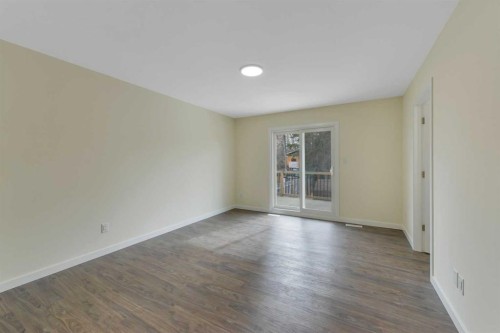 27 Gregson Crescent, Red Deer, AB - Indoor Photo Showing Other Room